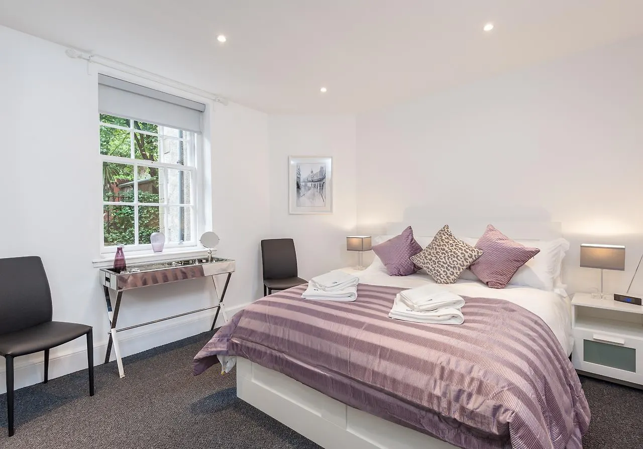 Castle Suite 1 Old Town Edinburgh Apartment