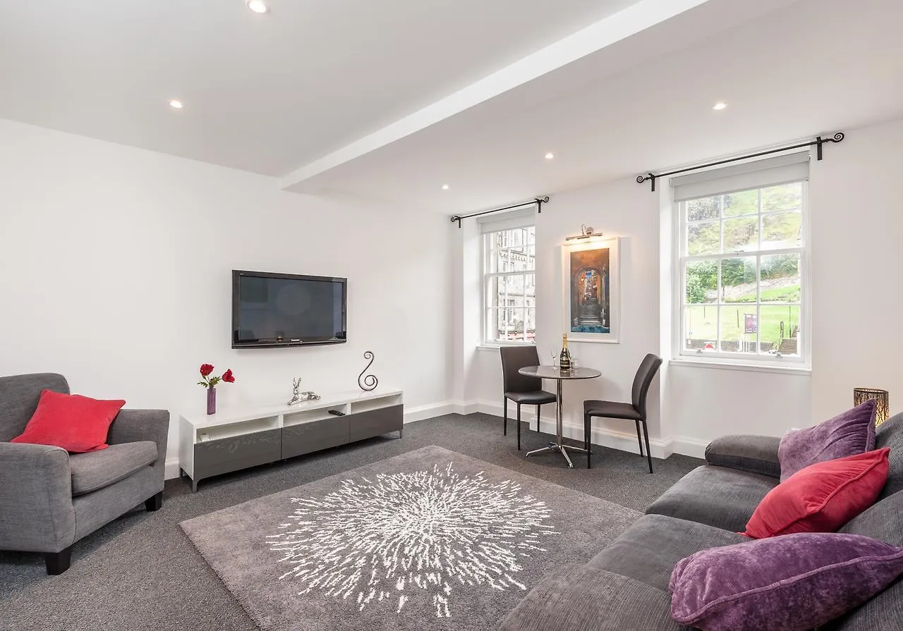 Castle Suite 1 Old Town Edinburgh Apartment