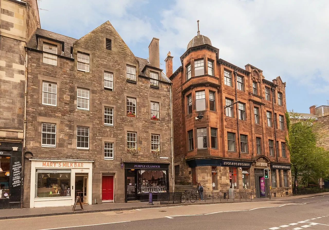 Apartment Castle Suite 1 Old Town Edinburgh